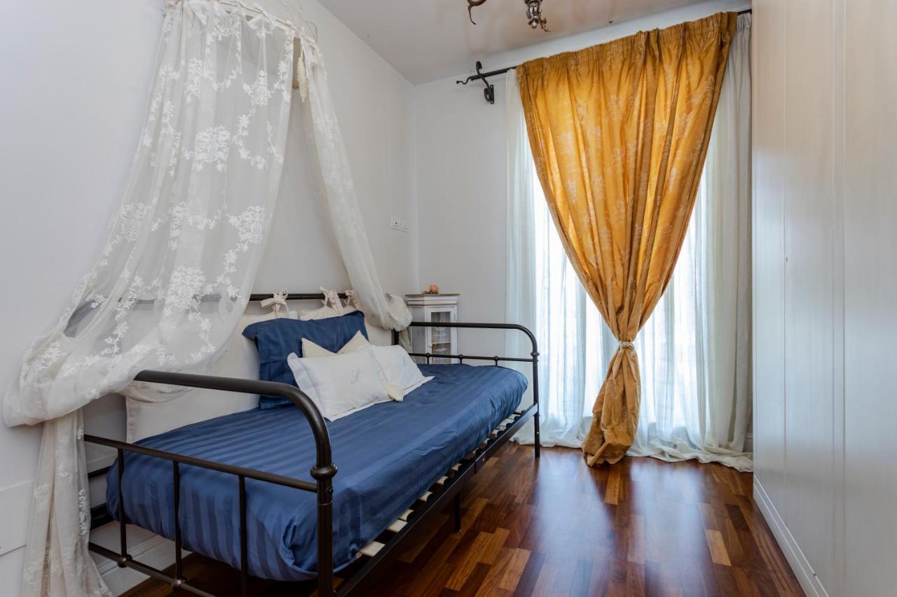 Villa Siveri - Private Swimming Pool - Air Con 필리네발다르노 외부 사진